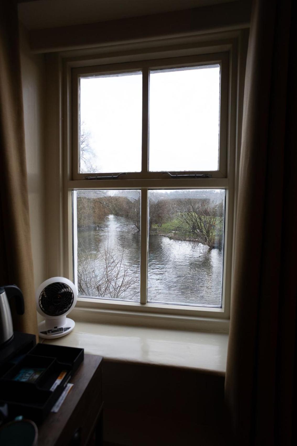 Old Mill Hotel Salisbury Zewnętrze zdjęcie
